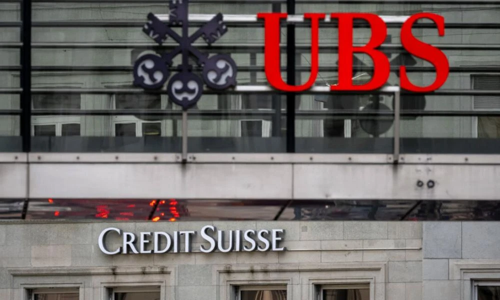 Κατρακυλά η μετοχή της UBS - Κεφαλαιακές απαιτήσεις έως 25 δισ. δολάρια
